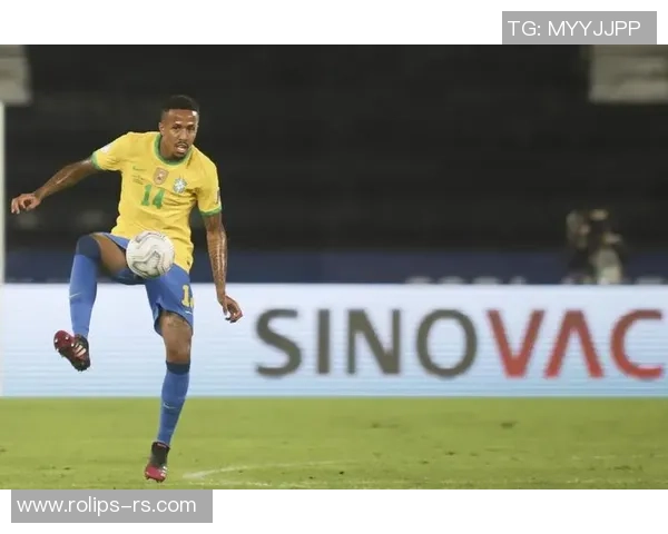 世界足球场上的小巨人：十大矮个足球明星球员盘点